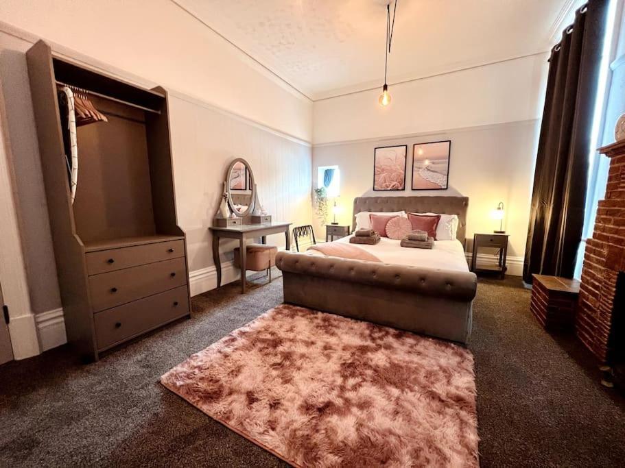 The Retreat - Large Luxury Apartment, Two Mins From Beach Bournemouth Exterior photo