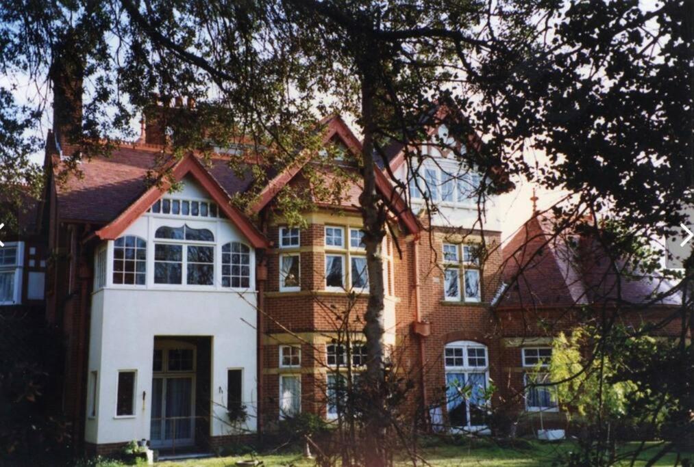 The Retreat - Large Luxury Apartment, Two Mins From Beach Bournemouth Exterior photo